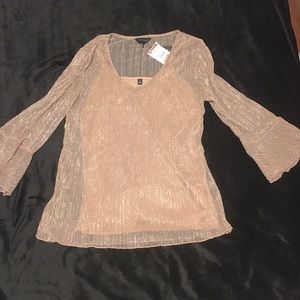 Women’s sheer mauve color shiny thread top medium